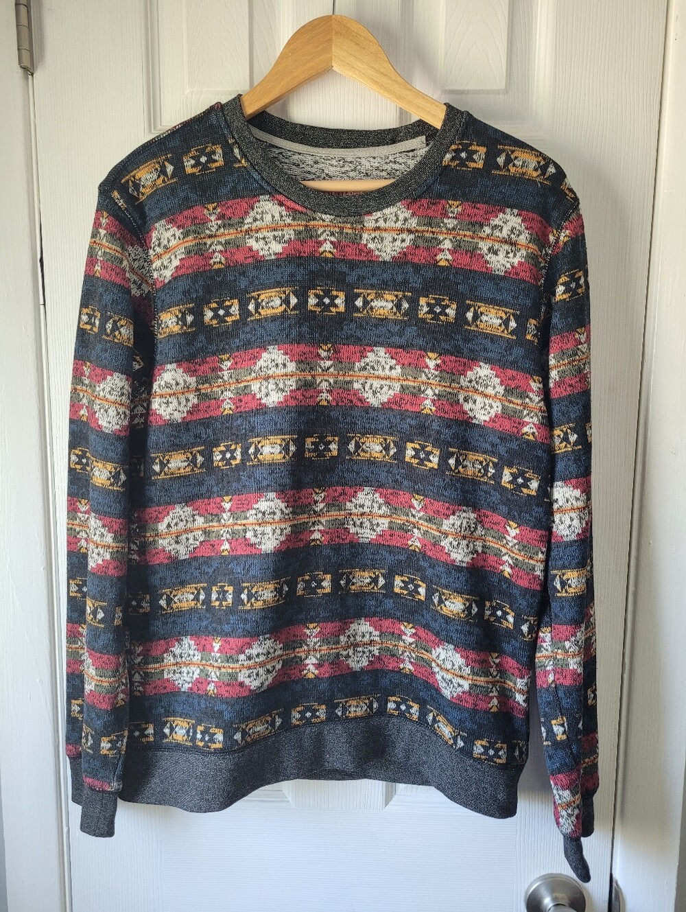 Brooklyn Cloth Men's Size Medium Southwestern Geometric Crewneck